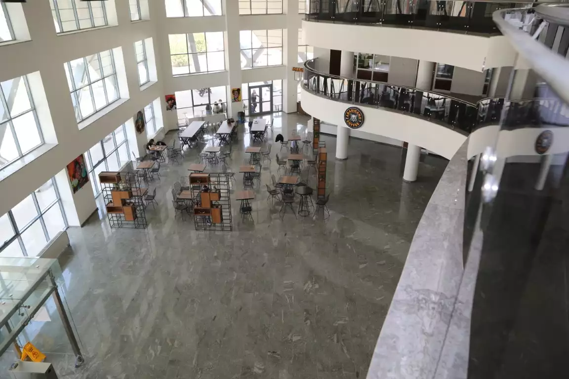 Erciyes Üniversitesi Tıp Fakültesi Merkez Derslikler Binası